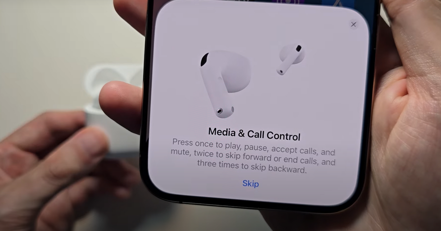🎧 AirPods (4.ª generación) con cancelación activa de ruido